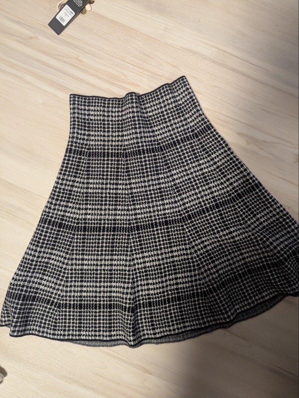Max Studio Black & White Check Circle Skirt